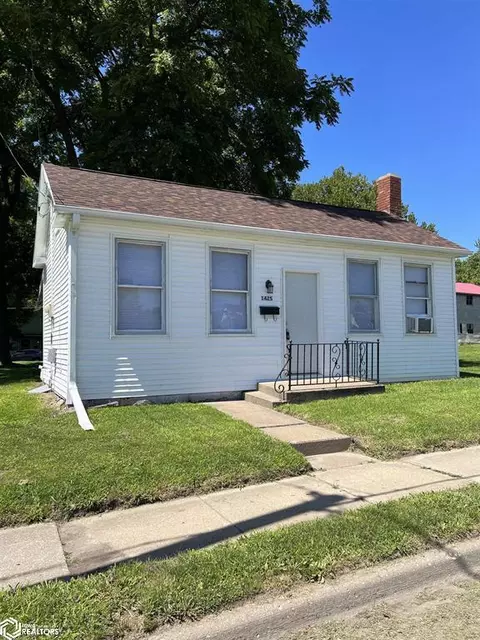 1425 Osborn St, Burlington, IA 52601