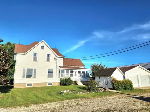 1710 230th St, Rockford, IA 50468