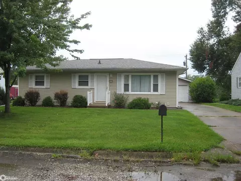 11 Mohawk Ter, Keokuk, IA 52632