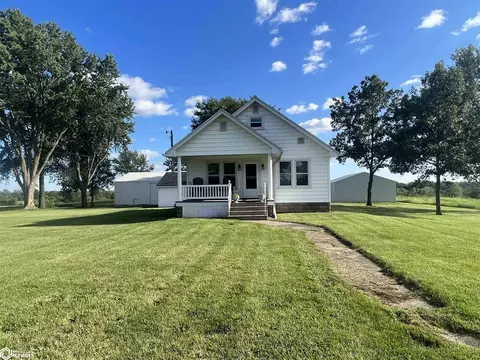 2208 Walton Rd, Fairfield, IA 52556