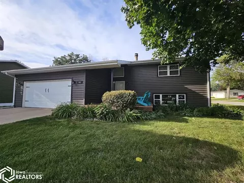 202 S 9th Ave W, Lake Mills, IA 50450