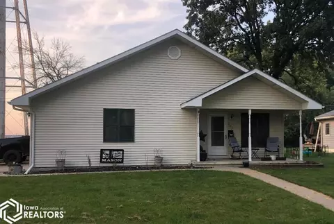 300 E Jefferson St, Mount Ayr, IA 50854
