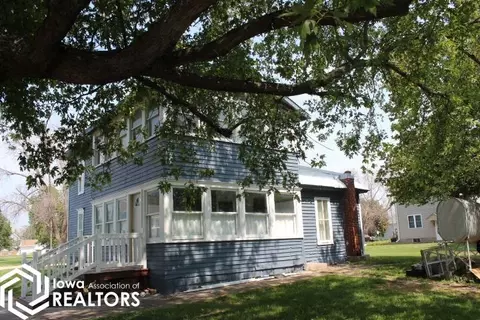 502 Main St, Bristow, IA 50611