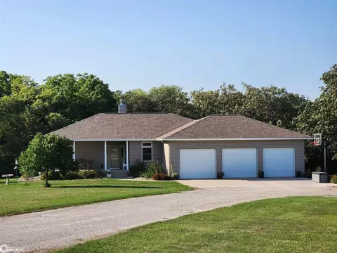 22258 225th St, Rockford, IA 50468