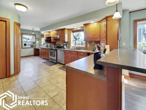 1101 4th St NE, Hampton, IA 50441 photo 3
