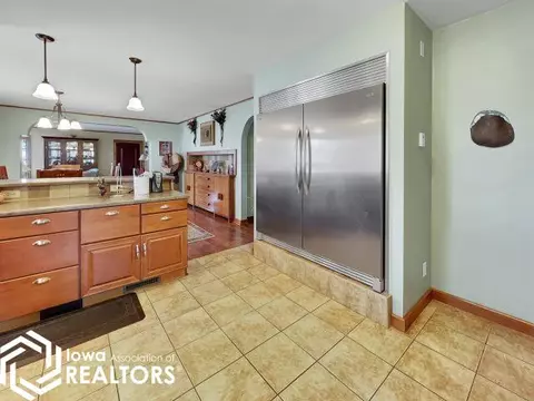 1101 4th St NE, Hampton, IA 50441 photo 6