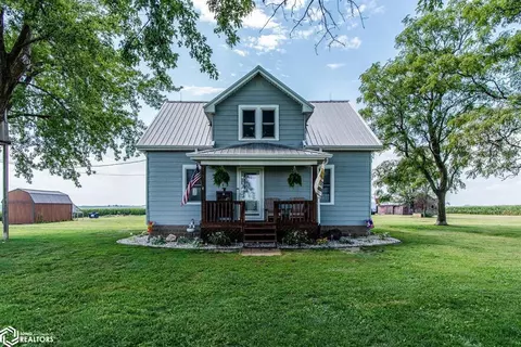 810 Juniper Rd, Harlan, IA 51537