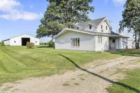 2433 120th St, Winfield, IA 52659