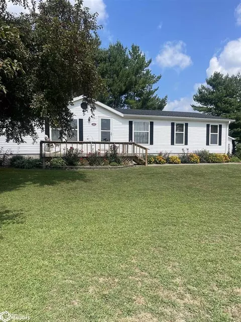 1865 Munson St, Nauvoo, IL 62354