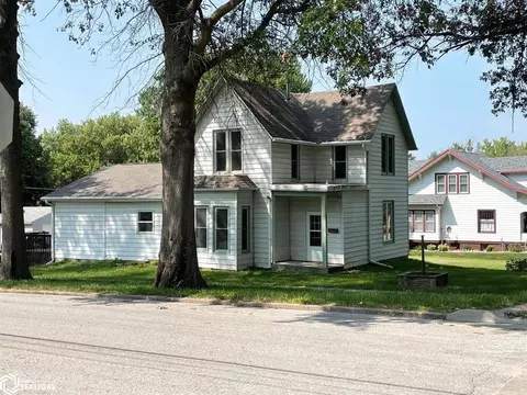 711 Cedar St, Atlantic, IA 50022