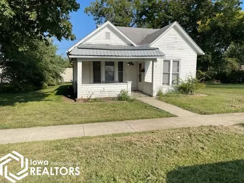 119 S Maple St, Lamoni, IA 50140