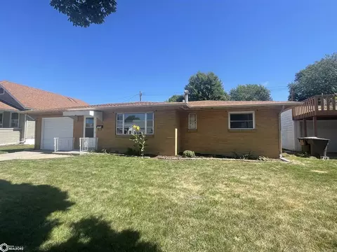1804 Summer St, Burlington, IA 52601