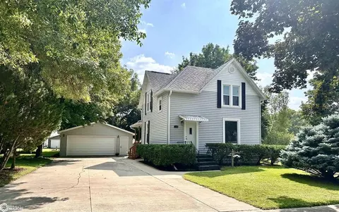 229 W 2nd St, Kanawha, IA 50447