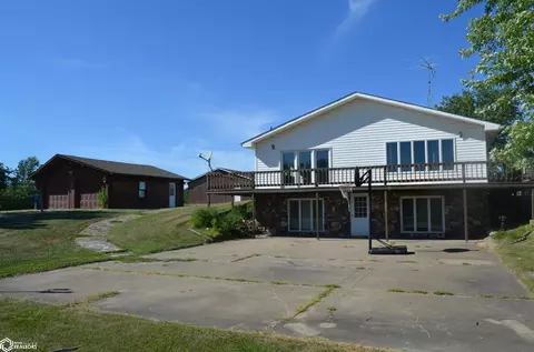 11655 172nd Ave, Moravia, IA 52571