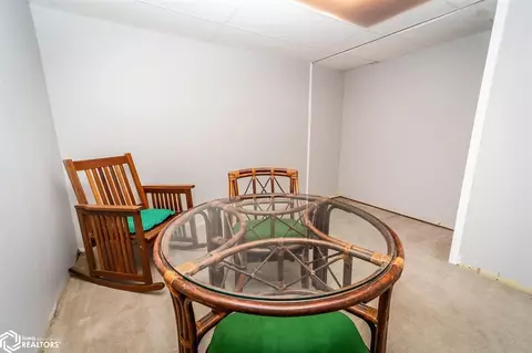 406 E Maple Ave, Conrad, IA 50621 photo 34