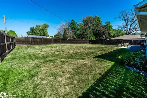 406 E Maple Ave, Conrad, IA 50621 photo 43