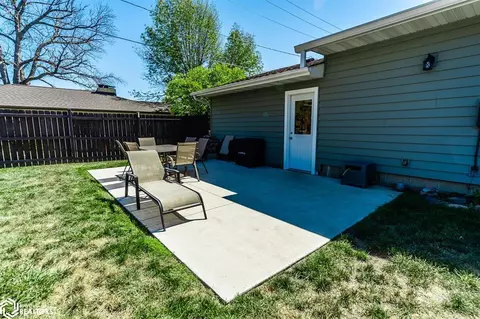 406 E Maple Ave, Conrad, IA 50621 photo 44