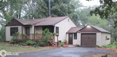 106 Potter Hill Rd, Algona, IA 50511
