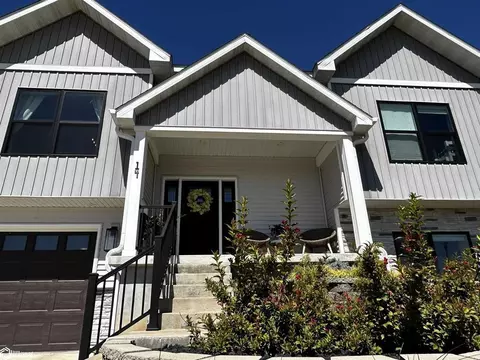 14 Green Oak Ct, Fort Madison, IA 52627