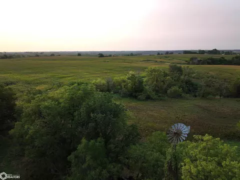 Page Street, Osceola, IA 50213