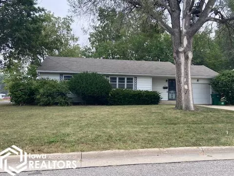 616 N Washignton St, Bloomfield, IA 52537
