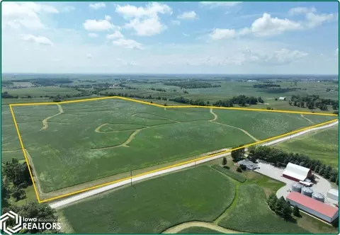 340 Th St, Iowa City, IA 52358