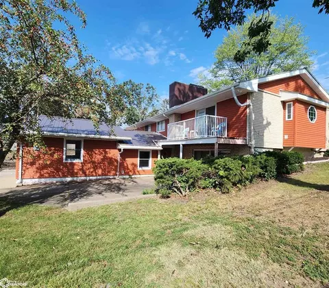 625 Hawthorne Pl, Keokuk, IA 52632