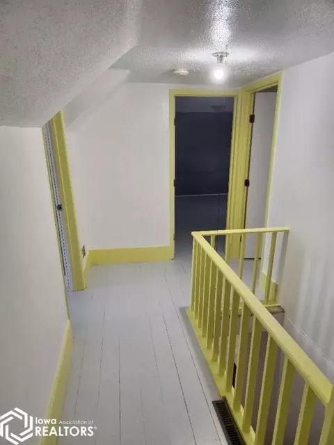Entry Way - 385 120th St, Corwith, IA 50430 photo 3 of 4