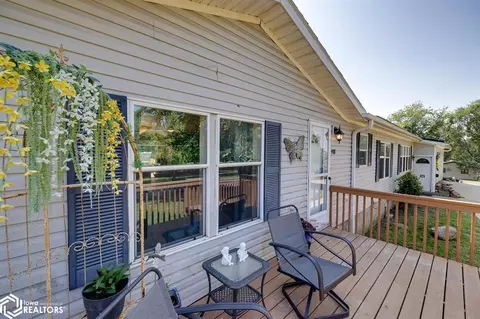 908 W Summit St, Creston, IA 50801