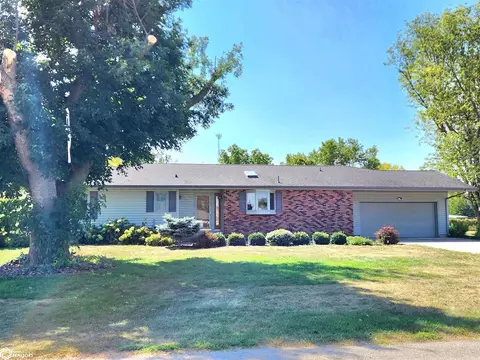 809 2nd Ave SE, Rockford, IA 50468