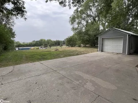 402 7th Ave, Coon Rapids, IA 50058 photo 4