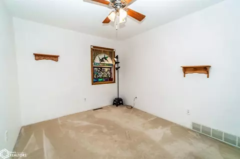 2613 B Ave, Garwin, IA 50632 photo 32