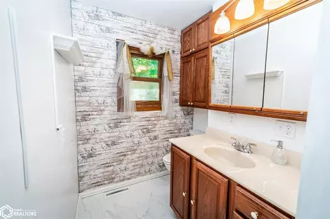 2613 B Ave, Garwin, IA 50632 photo 37