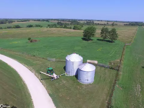 0000 Quest Rd, Leon, IA 50144