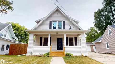 21 S Louisiana Ave, Mason City, IA 50401
