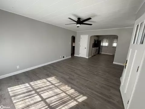 314 S 12th St, Centerville, IA 52544 photo 4