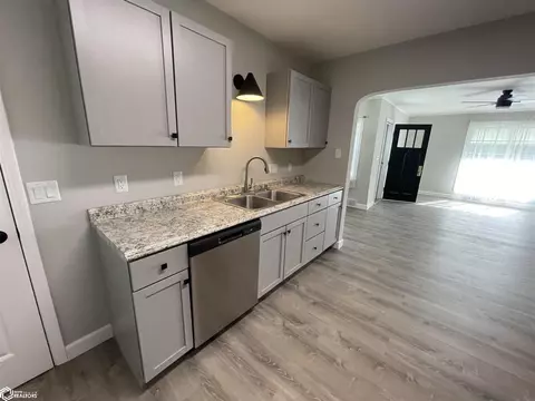 314 S 12th St, Centerville, IA 52544 photo 10