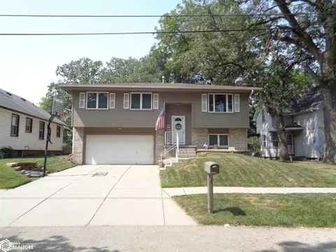 608 Hazel St, Council Bluffs, IA 51503
