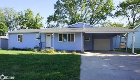 704 Fair Meadow Dr, Webster City, IA 50595