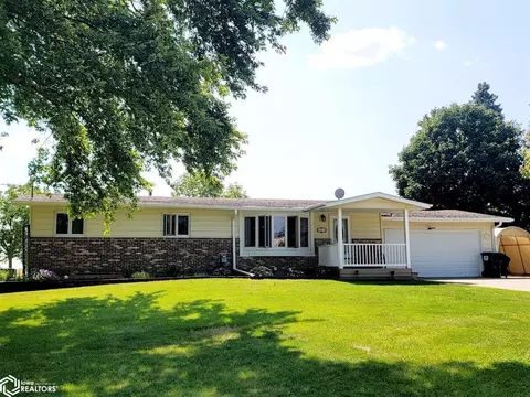 602 W Maple St, New Sharon, IA 50207