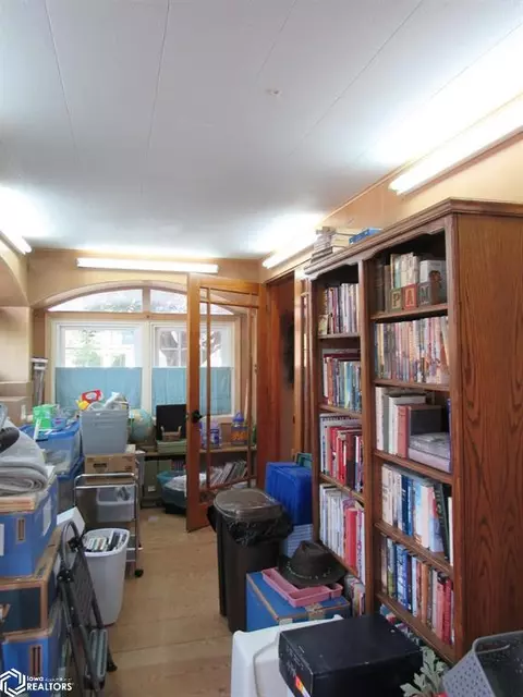 402 1st St, Sully, IA 50251 photo 34