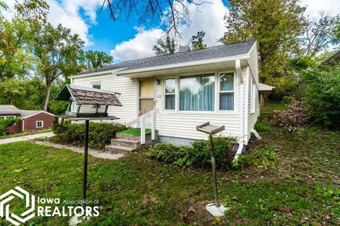 613 N 16 Th St, Marshalltown, IA 50158