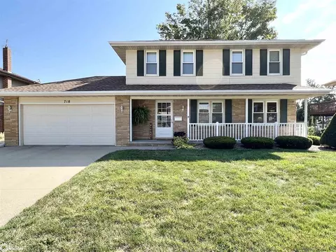 718 E 18th St N, Newton, IA 50208