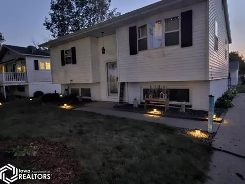1021 34th St, Fort Madison, IA 52627