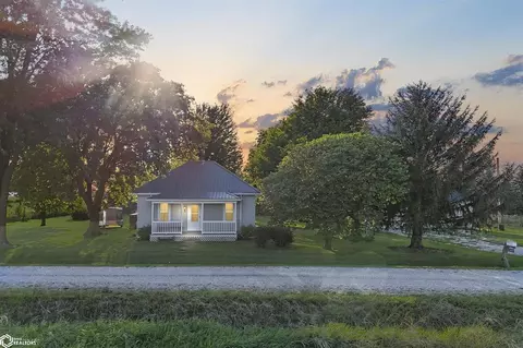 2447 Quincy Ave, New London, IA 52645