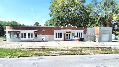 411 N Ash St, Ottumwa, IA 52501