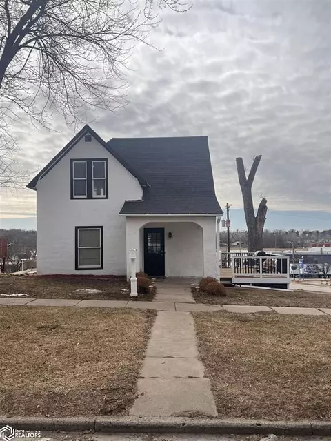 1103 3rd Ave, Denison, IA 51442