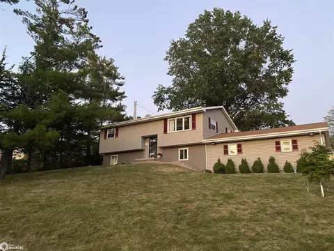 1001 Park Ln, Osceola, IA 50213