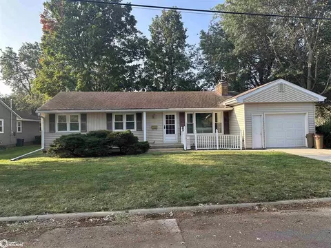 322 W Division St, Clarinda, IA 51632
