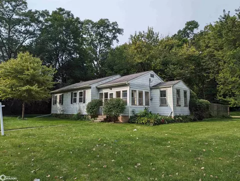 119 S Plane St, Burlington, IA 52601
